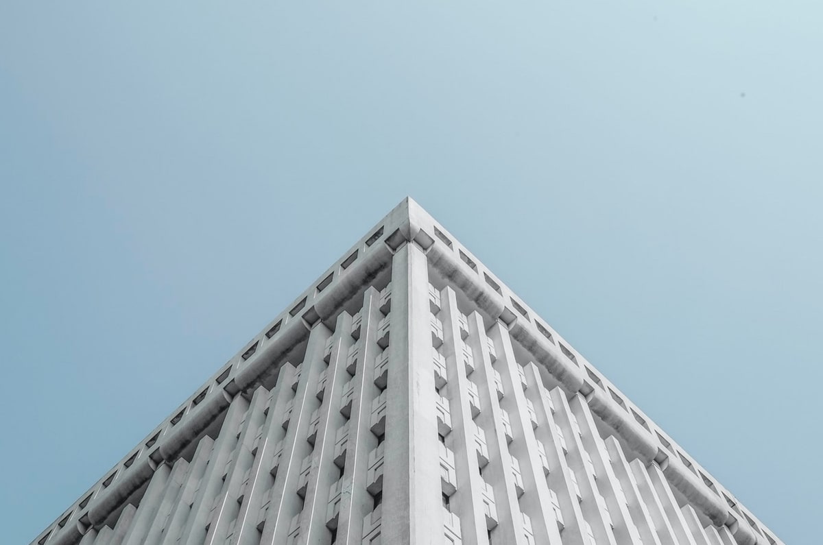 意甲那不勒斯球迷热议:我们想用德布劳内换莫德里奇,因为他才是真正的王牌球员